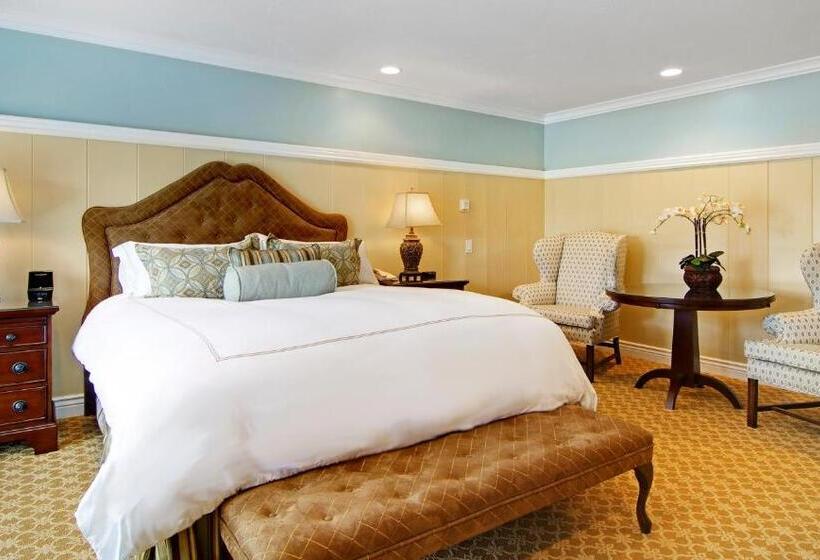 اتاق استاندارد با تخت بزرگ, Wayside Inn