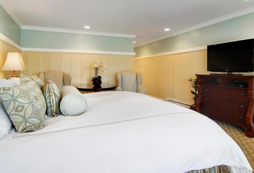 اتاق استاندارد با تخت بزرگ, Wayside Inn
