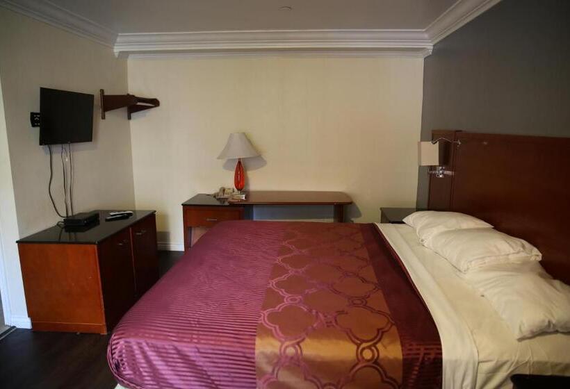 اتاق استاندارد با تخت بزرگ, Chateau Inn & Suites