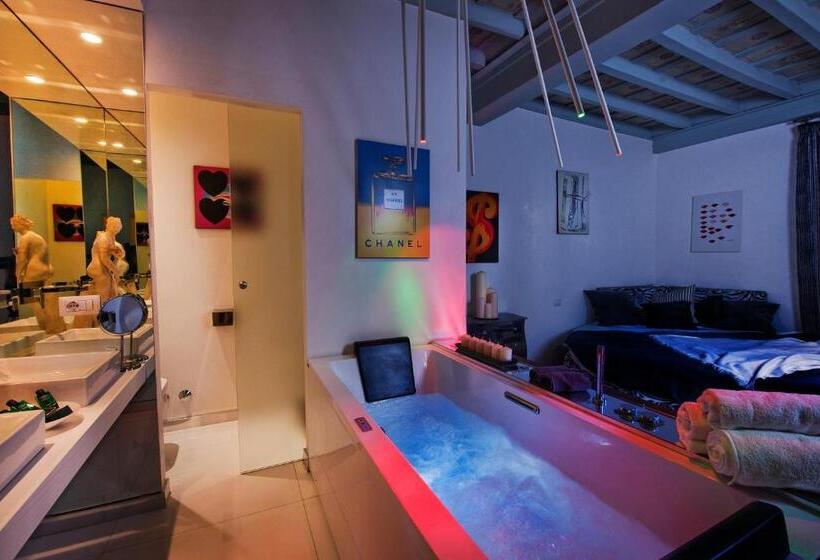 سوییت جونیور, Pantheon Relais Luxury