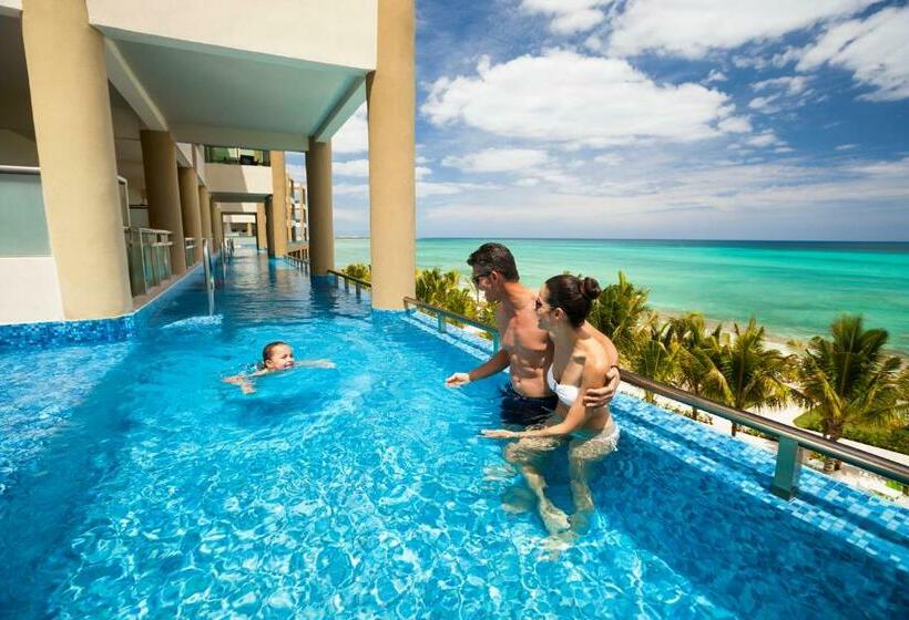 سوییت با چشم‌انداز دریا, Generations Riviera Maya Family Resort Catamarán, Aqua Nick & More Inclusive
