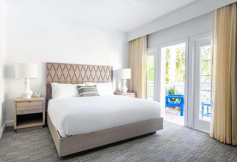 Suite Vue Jardin, Parrot Key  & Villas