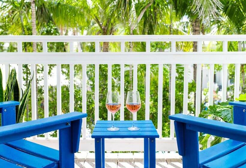اتاق استاندارد با تخت بزرگ, Parrot Key Hotel & Villas