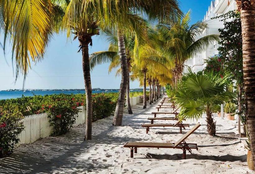 ویلای 3 خوابه, Parrot Key Hotel & Villas