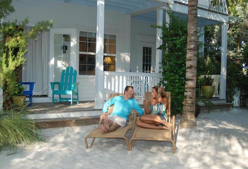 ویلای 3 خوابه, Parrot Key Hotel & Villas