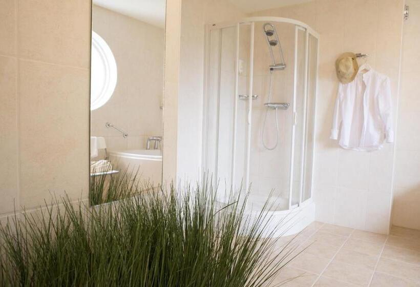 Comfort room with balcony, Strandhotel Bos En Duin