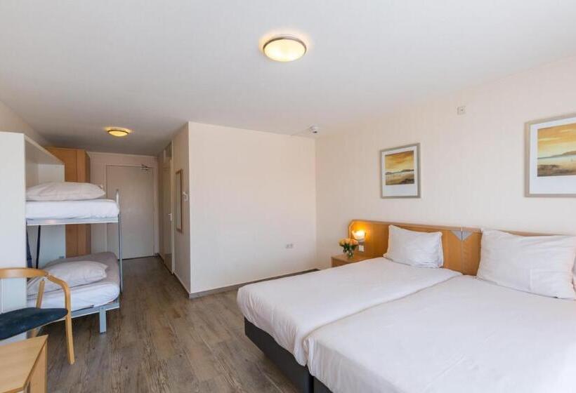 اتاق خانوادگی, Strandhotel Bos En Duin