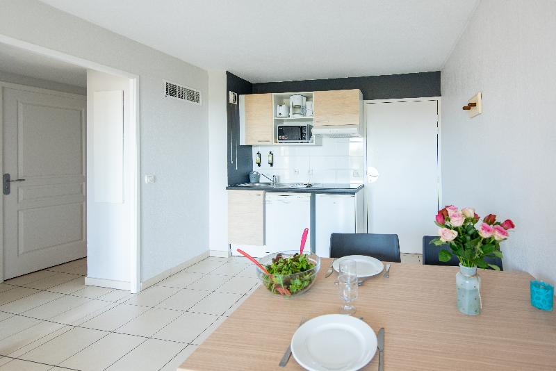 1 Bedroom Apartment, Zenitude  & Residences La Tour De Mare