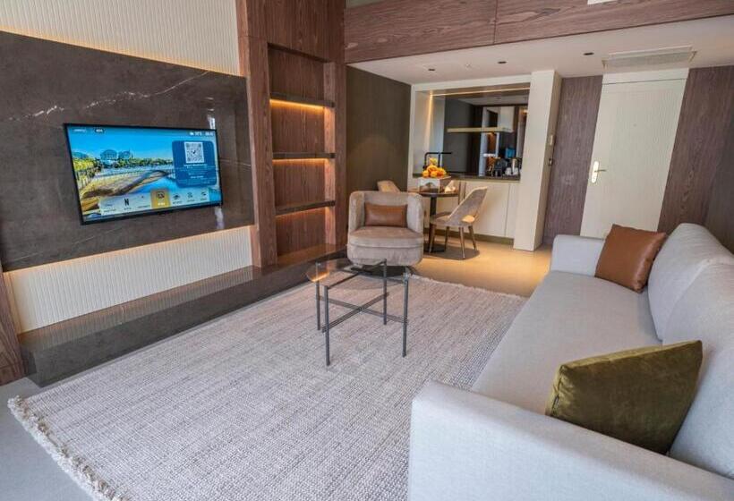 带大床的套房, Adenya Hotel & Resort Halal All Inclusive