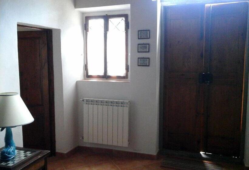 اتاق استاندارد, Agriturismo Frigionaia