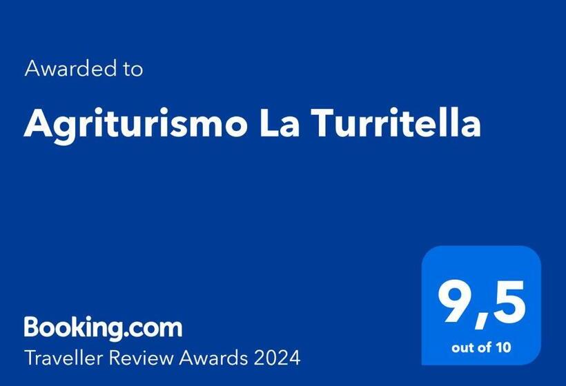 اتاق استاندارد چهارنفره با چشم‌انداز باغ, Agriturismo La Turritella