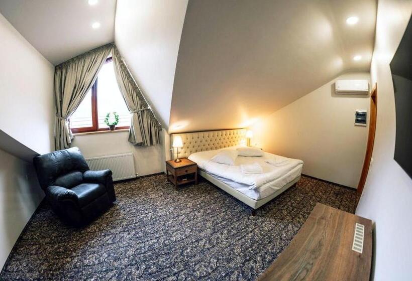 اتاق استاندارد, Popasul Domnesc  Resort& Spa  Voronet Vue
