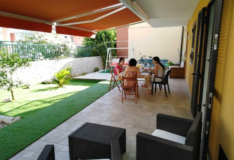 اتاق استاندارد, B&b La Palma