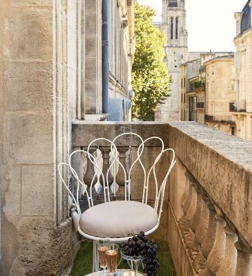 اتاق لوکس با بالکن, L Hôtel Particulier Bordeaux