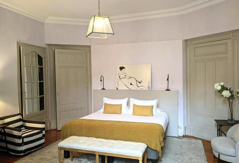 سوییت پرستیژ, L Hôtel Particulier Bordeaux