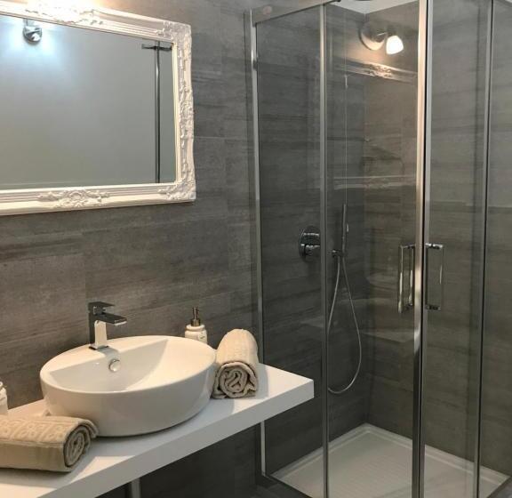اتاق استاندارد با تخت بزرگ, Marmè