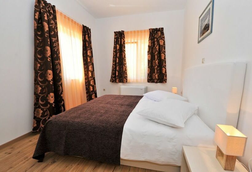 آپارتمان کامفورت 2 خوابه, Lastura Aparthotel & Mobile Homes