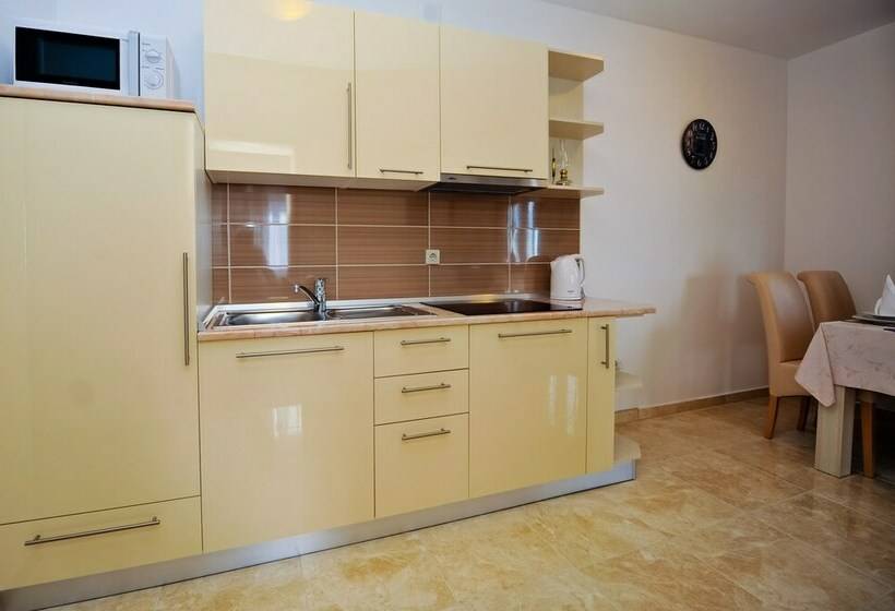 آپارتمان 2 خوابه با چشم‌انداز دریا, Lastura Aparthotel & Mobile Homes