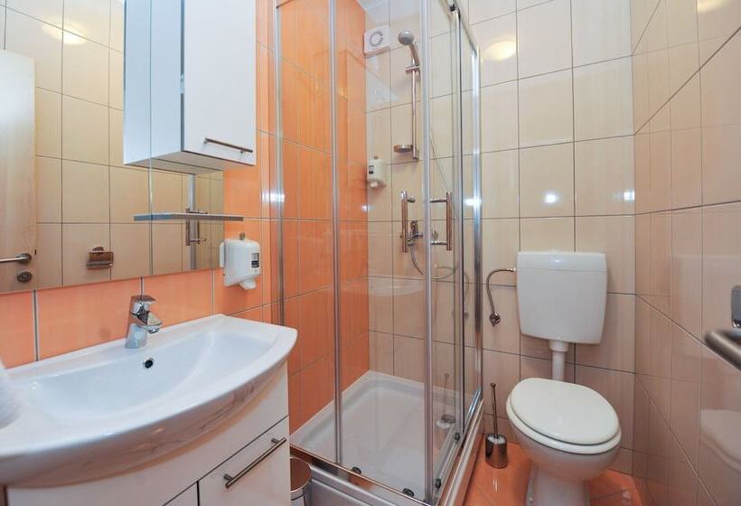 آپارتمان 2 خوابه با چشم‌انداز دریا, Lastura Aparthotel & Mobile Homes