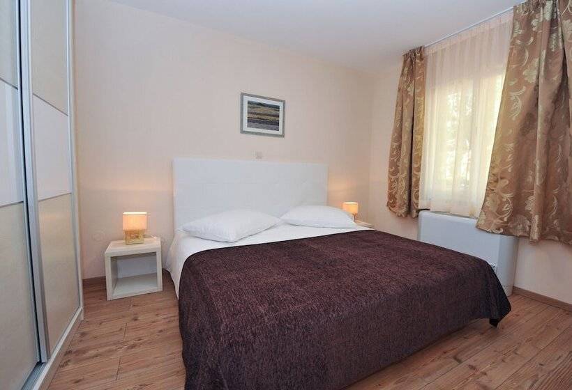 آپارتمان 2 خوابه با چشم‌انداز دریا, Lastura Aparthotel & Mobile Homes