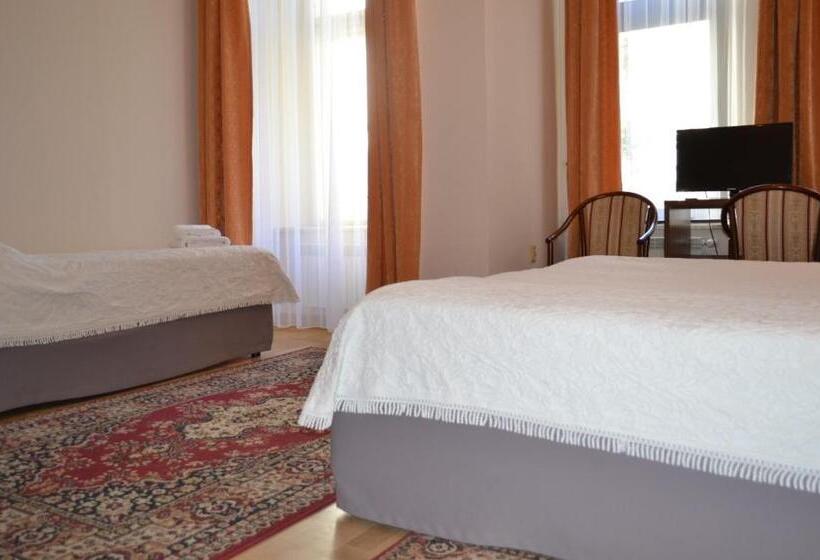 اتاق استاندارد, Aparthotel Basztowa