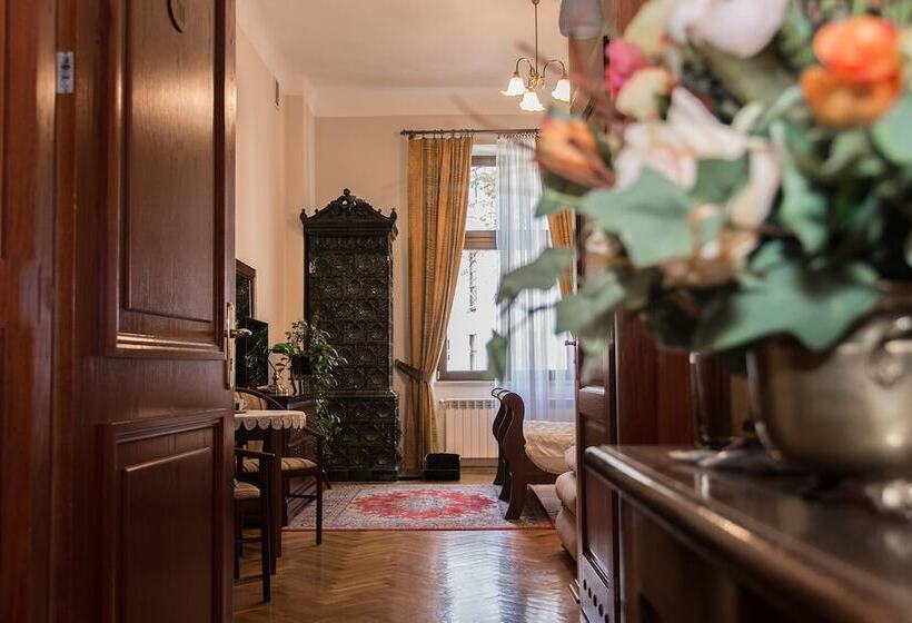 اتاق استاندارد, Aparthotel Basztowa