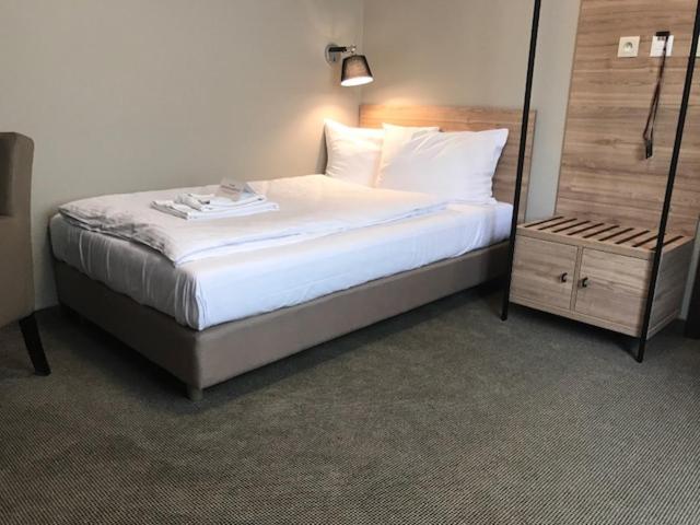 اتاق استاندارد یک نفره, Comm Hotel Poznań Airport