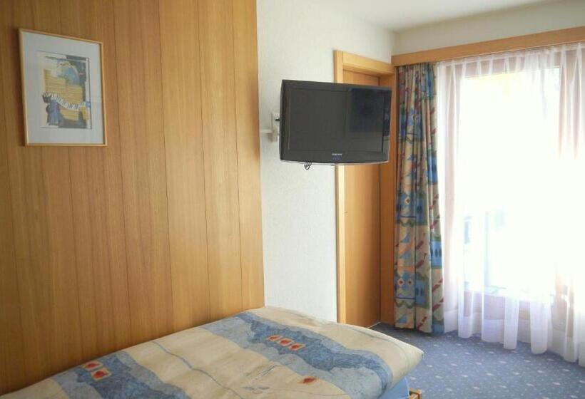 اتاق استاندارد یک نفره, Alpenhof