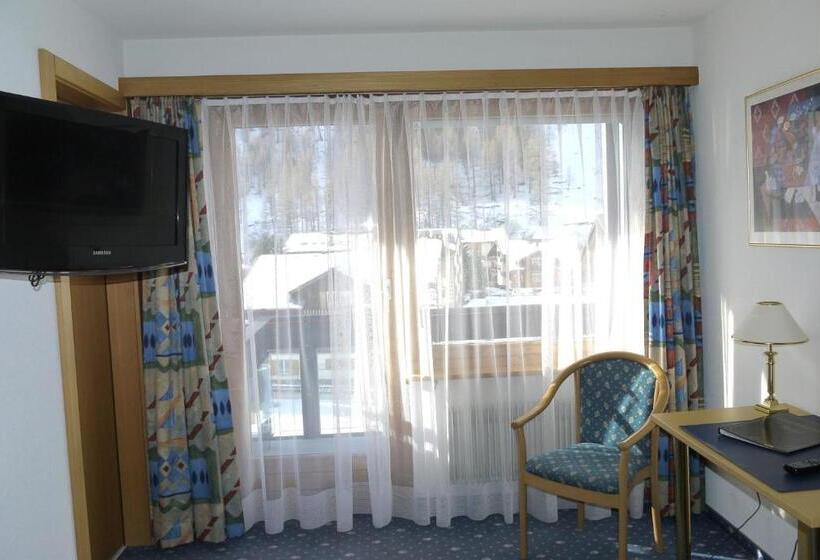 اتاق استاندارد یک نفره, Alpenhof