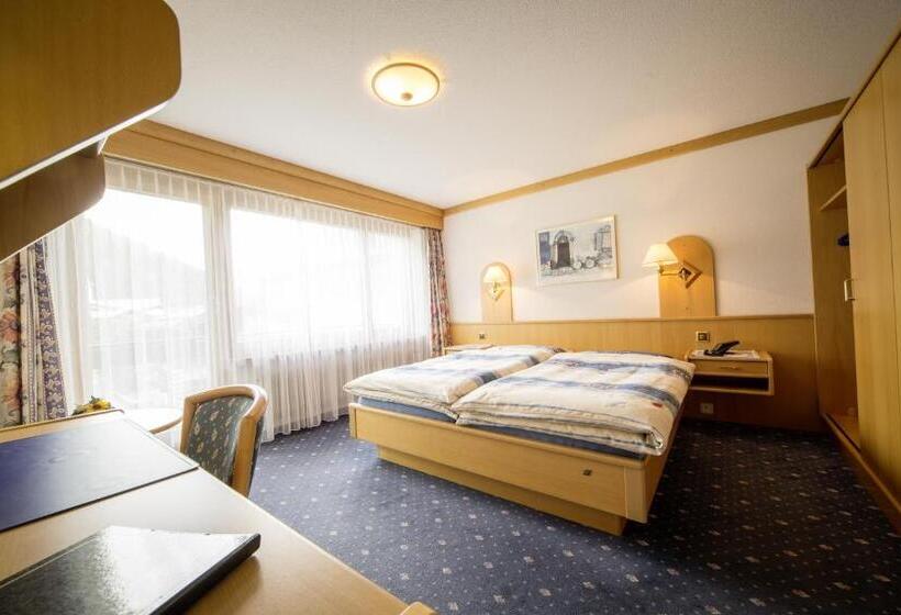 اتاق سوپریور, Alpenhof