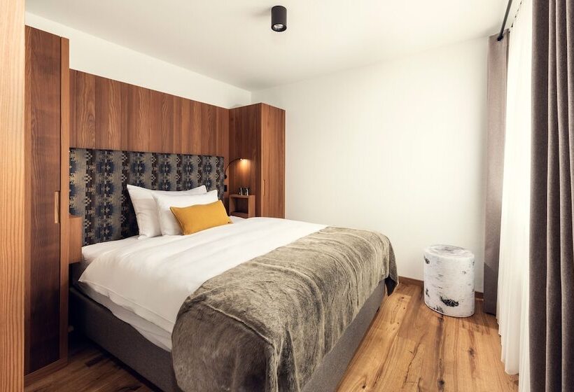 اتاق استاندارد یک نفره, Conrad's Mountain Lodge