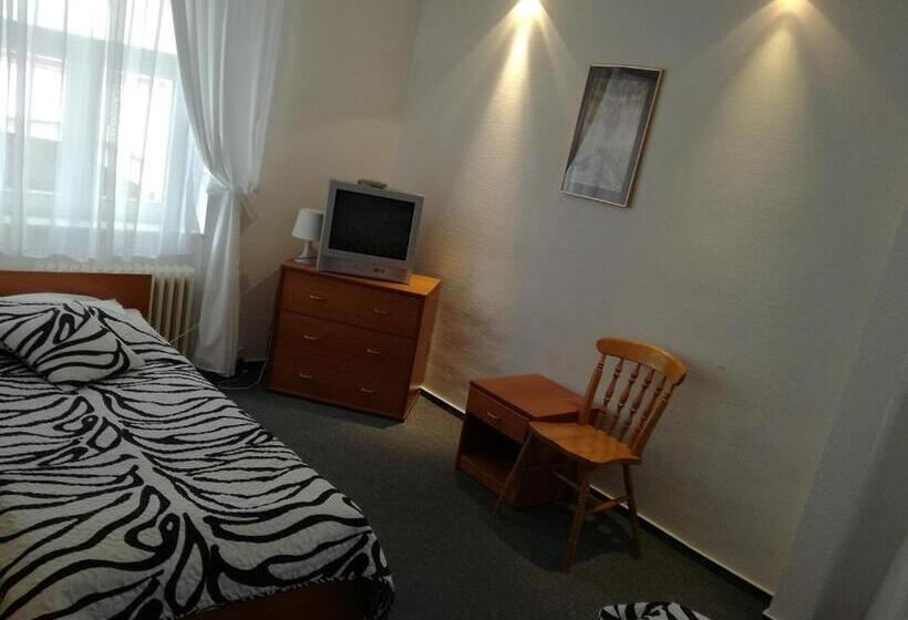 3 Bett Komfort Zimmer, Corum