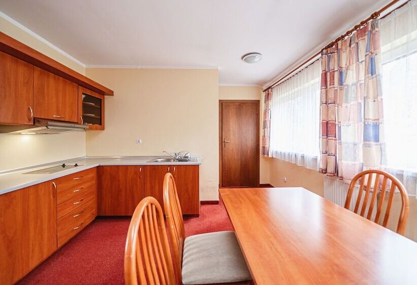 2 Bedroom Apartment, Kompleks Antalowka Termy & Med