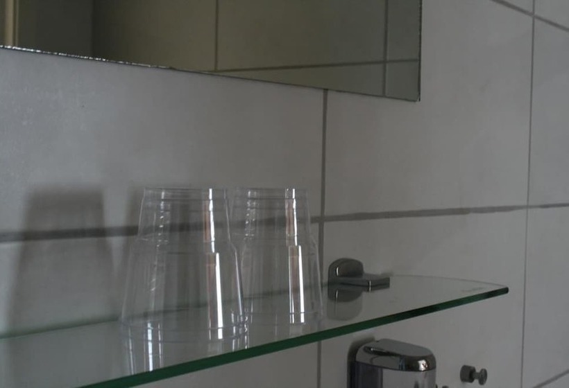 اتاق استاندارد سه نفره, City Hotell Avenyn