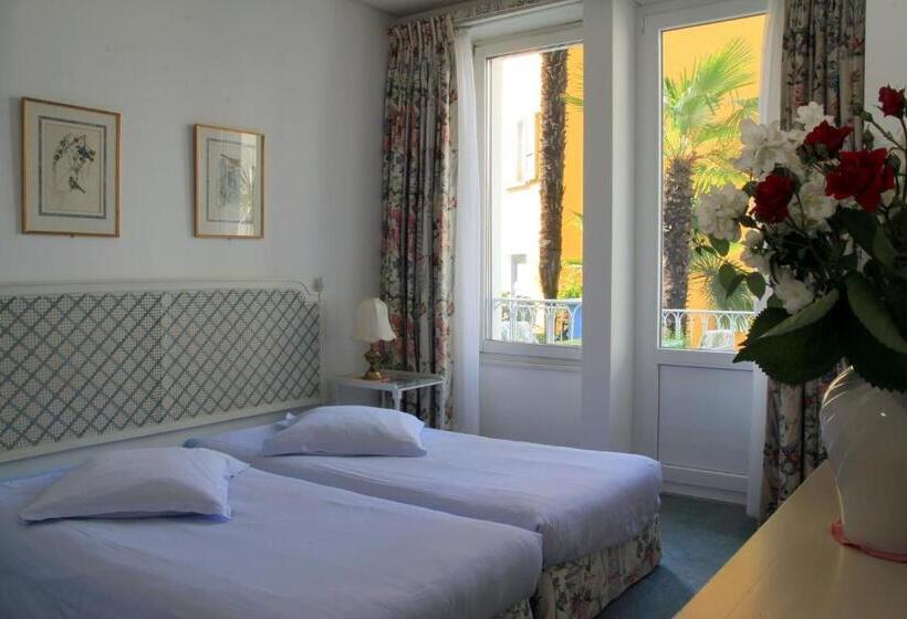 Cameră Standard cu Balcon, Piccolo