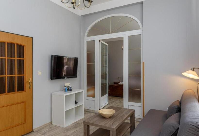 سوییت, Richmond Teplice