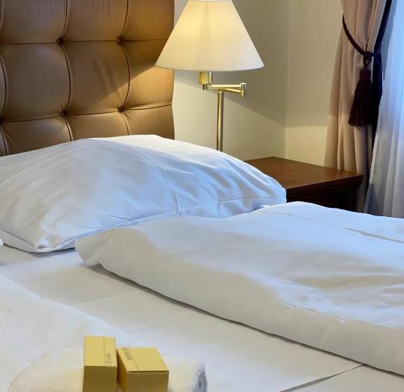 اتاق استاندارد, Windsor Spa