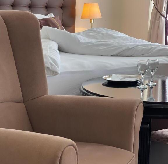 اتاق سوپریور, Windsor Spa