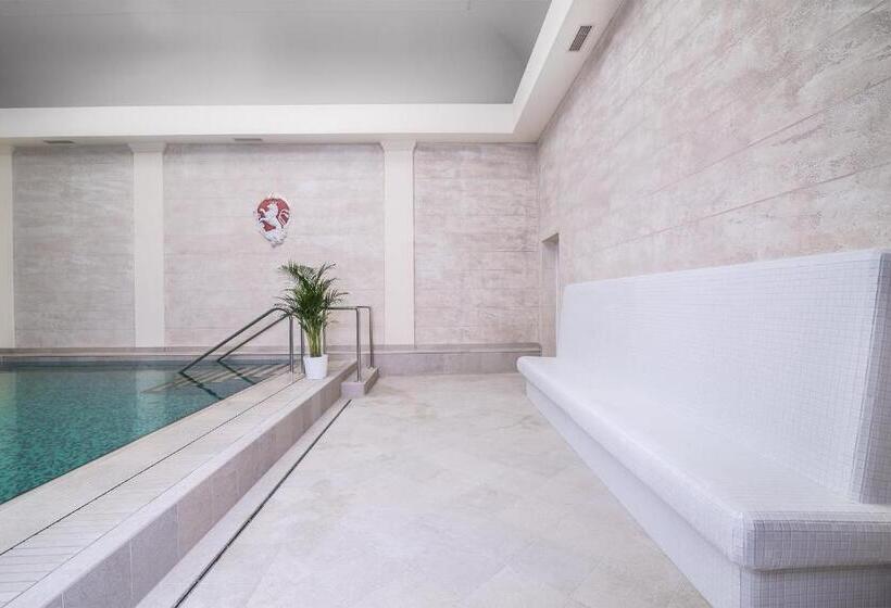 اتاق سوپریور, Windsor Spa