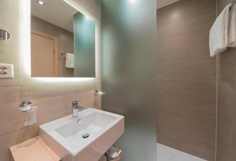 استودیوی کلاسیک, Starling Hôtel Résidence Genève