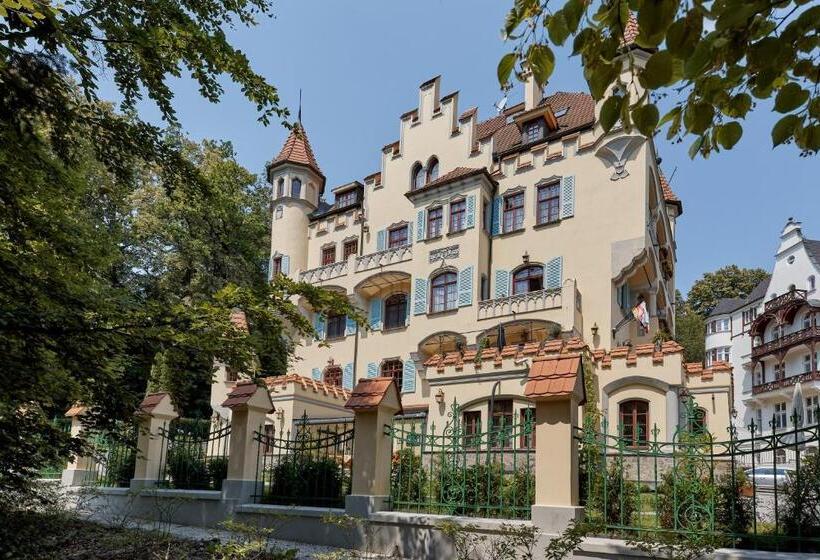 اتاق لوکس, Spa Hotel Villa Ritter