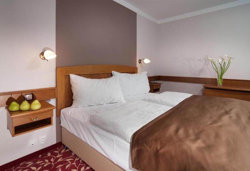 اتاق خانوادگی, Wellness Hotel Windsor