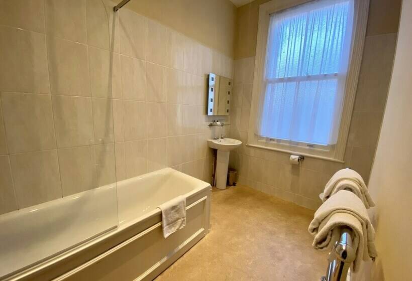 اتاق استاندارد یک نفره, Albany, Brighton & Hove