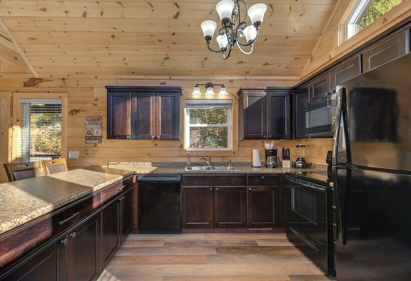 کابین, Overlooking Adventure By Jackson Mountain Rentals