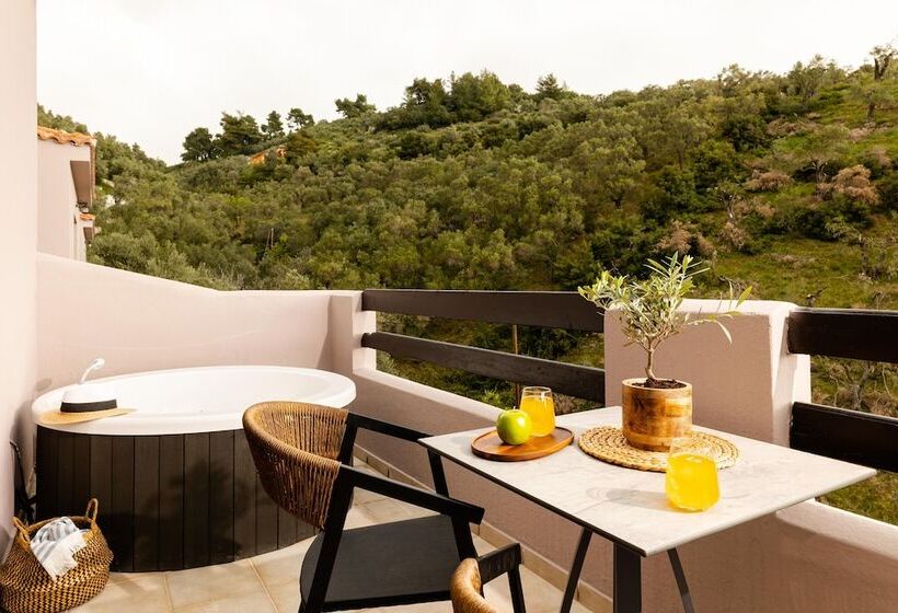 سوئیت رویال, Avaton Suites & Villa Philian Collection