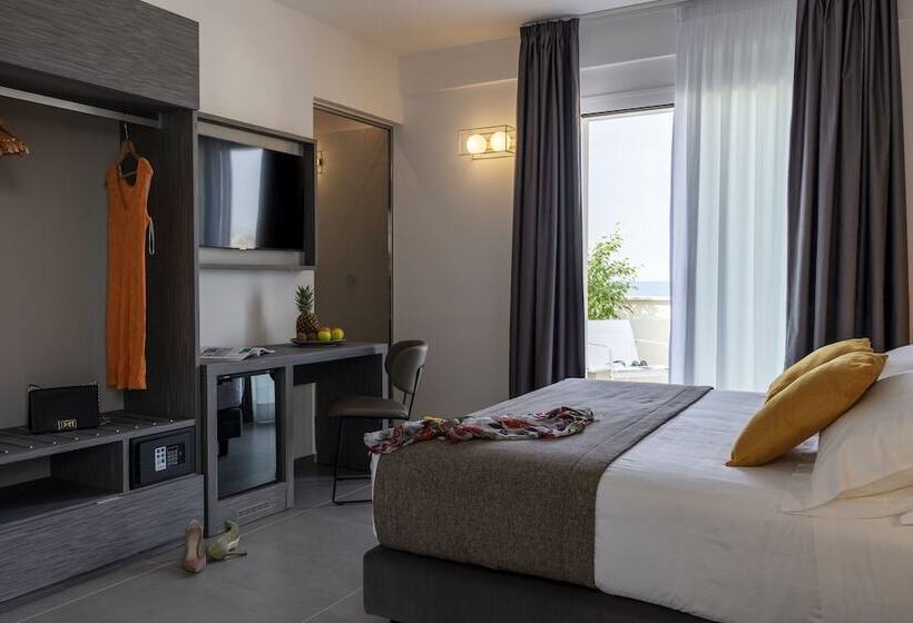 اتاق راحتی با چشم‌انداز دریا, Resort La Battigia Beach & Spa