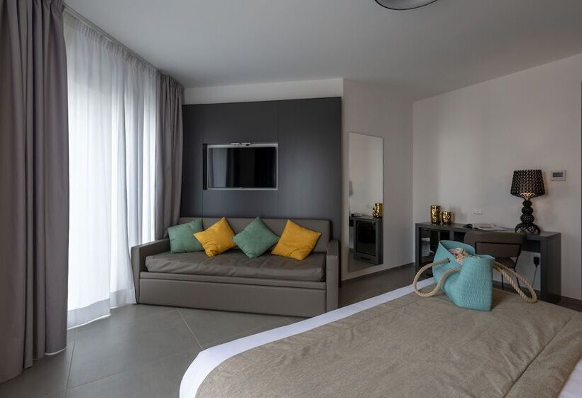 اتاق لوکس چهار تخته, Resort La Battigia Beach & Spa