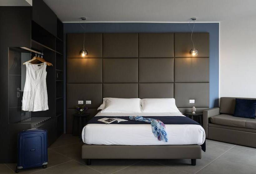 سوییت جونیور با چشم‌انداز دریا, Resort La Battigia Beach & Spa