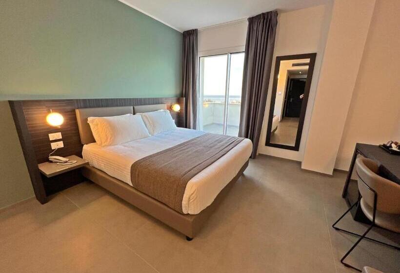اتاق لوکس چهار تخته, Resort La Battigia Beach & Spa