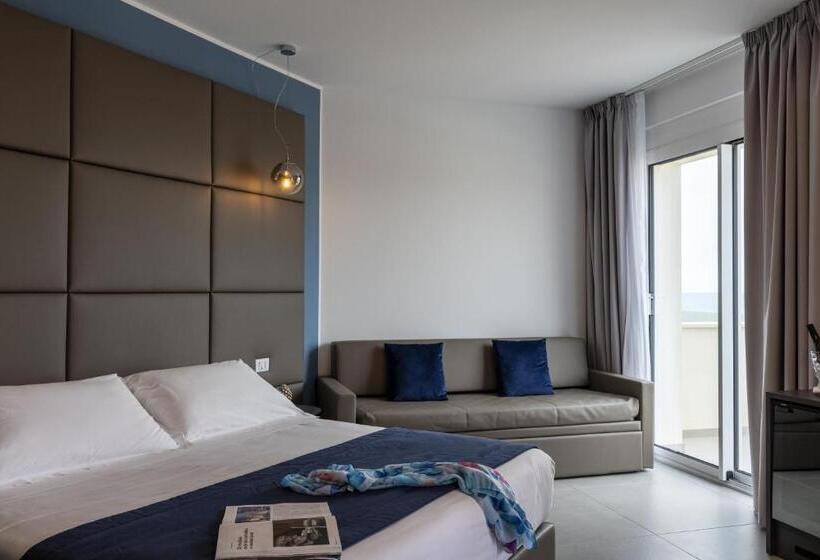 سوییت جونیور با چشم‌انداز دریا, Resort La Battigia Beach & Spa
